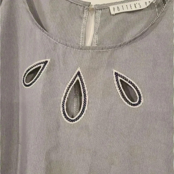 Cute dress - Picture 2 of 5